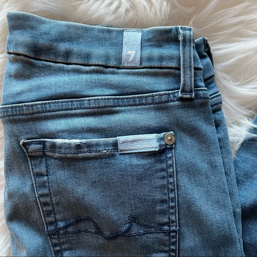 •SOLD•7 For All Mankind Skinny Jeans Size 26 - Picture 4 of 10